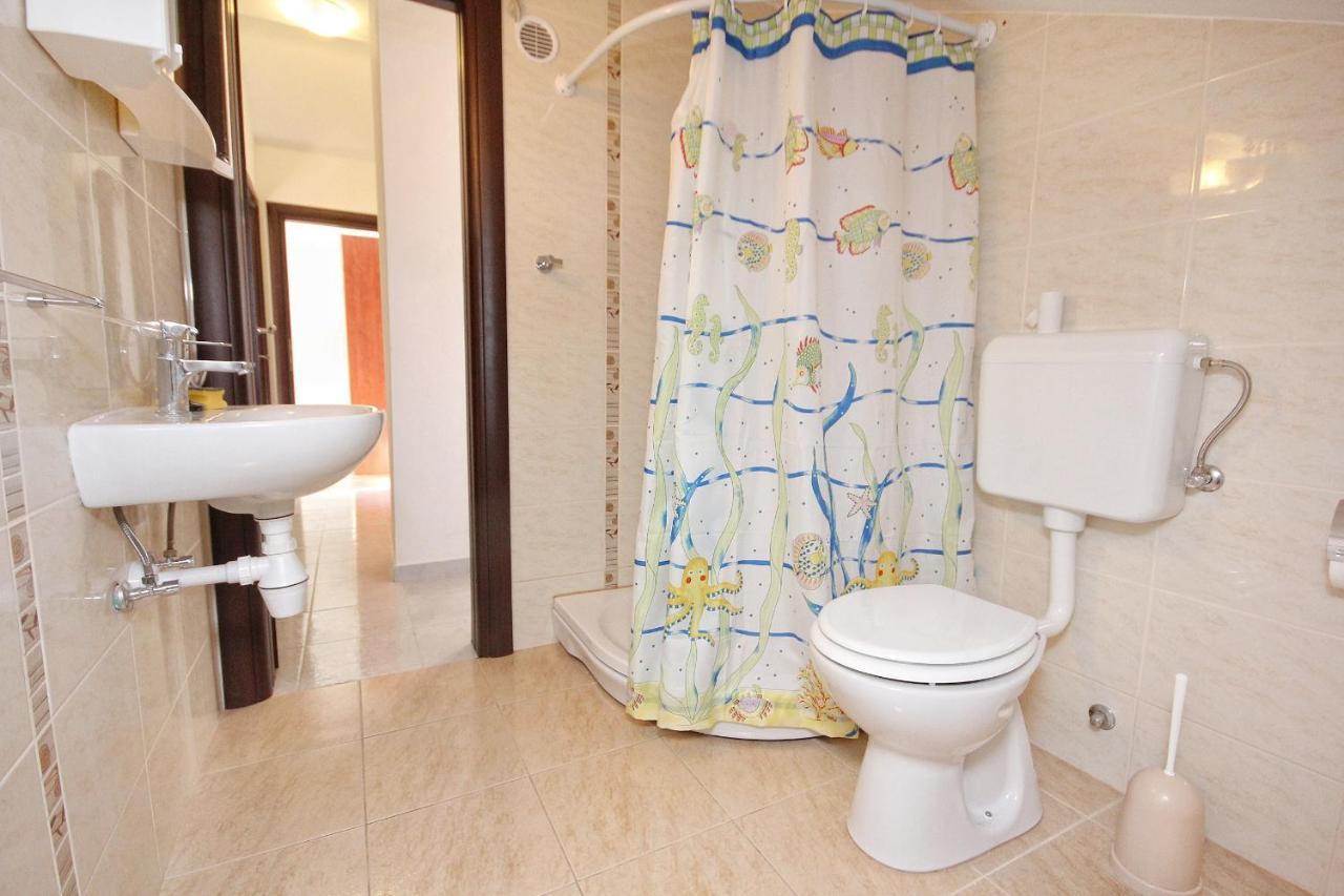 Apartments By The Sea Vlasici, Pag - 9324 Luaran gambar