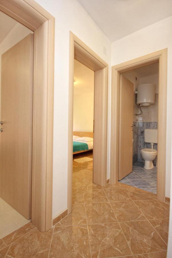 Apartments By The Sea Vlasici, Pag - 9324 Luaran gambar