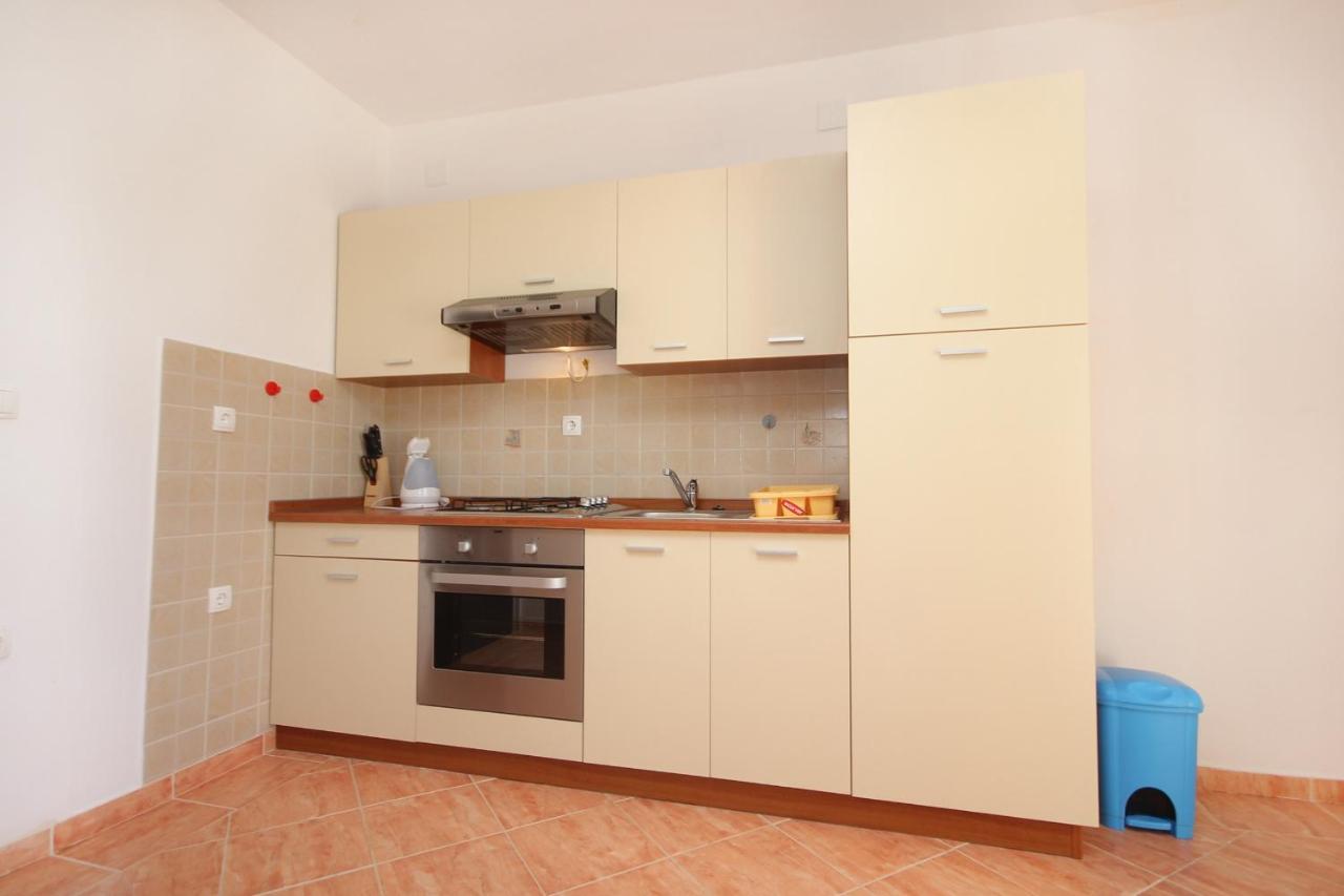 Apartments By The Sea Vlasici, Pag - 9324 Luaran gambar