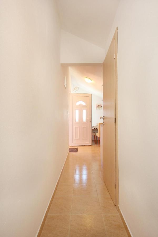 Apartments By The Sea Vlasici, Pag - 9324 Luaran gambar