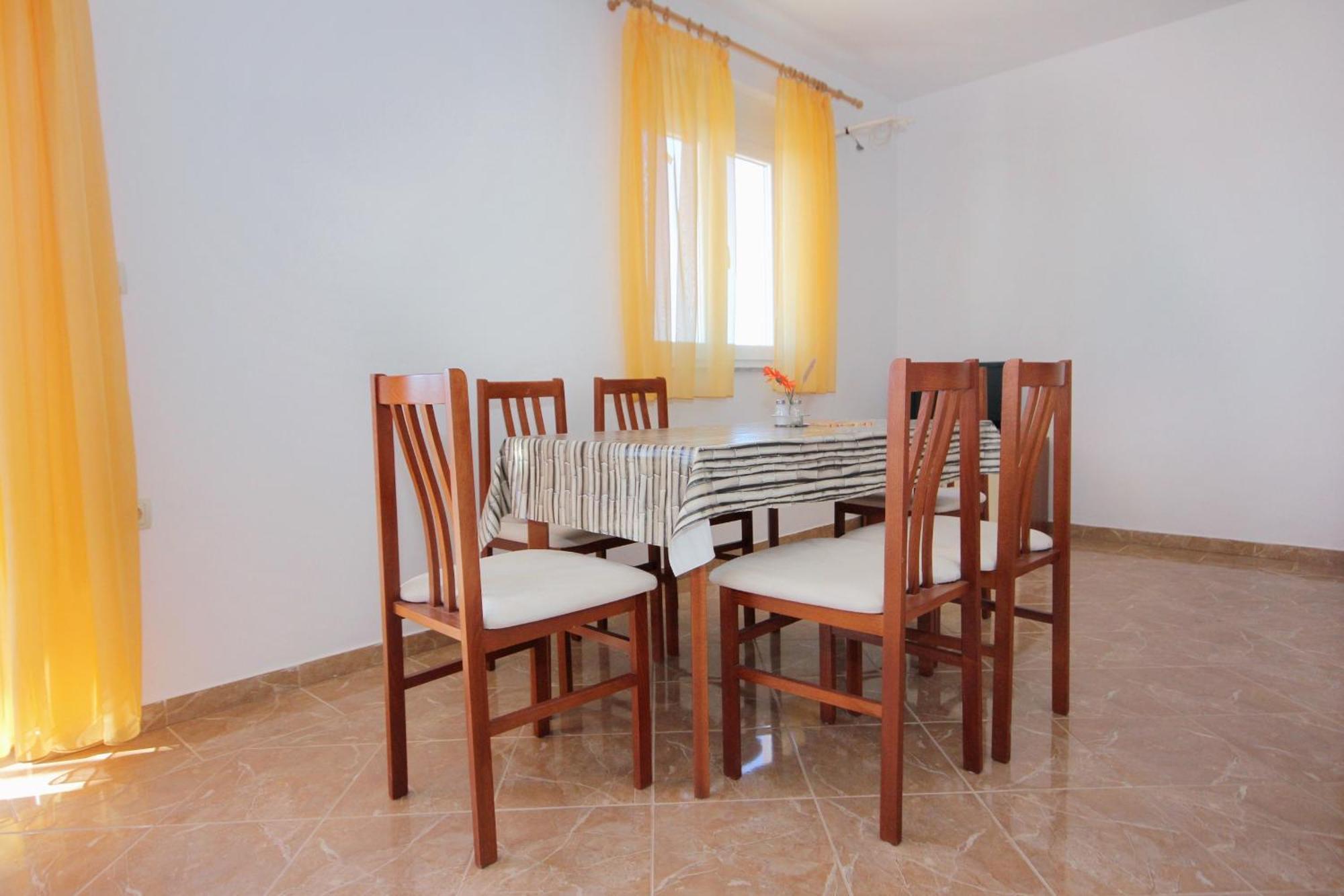 Apartments By The Sea Vlasici, Pag - 9324 Bilik gambar